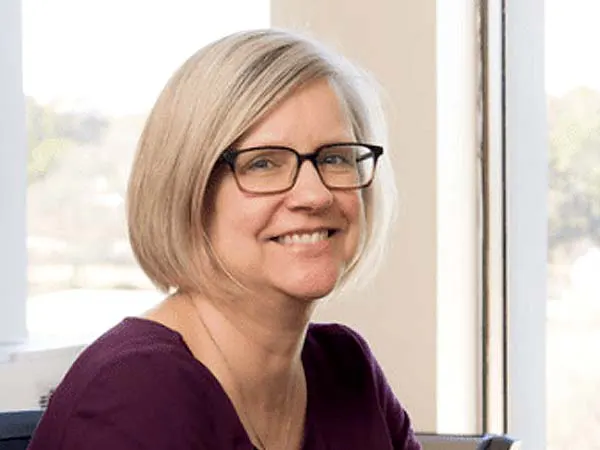 Lee Beth Burge